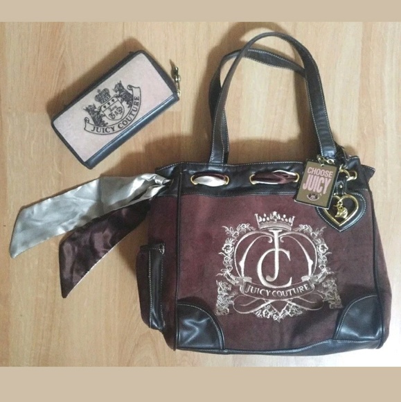 🚫SOLD📵 Vintage Juicy Crushed Velvet Dog Wallet - Picture 2 of 8